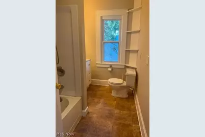 409 W Walnut Street, Mount Vernon, OH 43050 - Photo 9