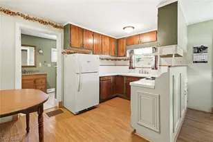 225 Boston St, Washingtonville, OH 44490 - Photo 5