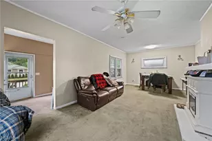 250 Plymouth Rd, Eastlake, OH 44095 - Photo 7