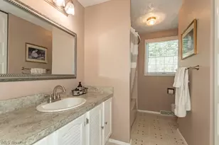 10219 Lola Ct, Concord Twp, OH 44077 - Photo 19