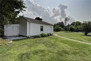 3122 Sweitzer St NW, Uniontown, OH 44685 - Photo 31