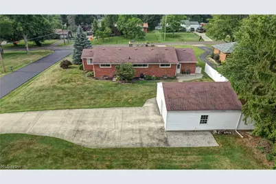 3122 Sweitzer Street NW, Uniontown, OH 44685 - Photo 37