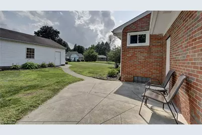 3122 Sweitzer Street NW, Uniontown, OH 44685 - Photo 33
