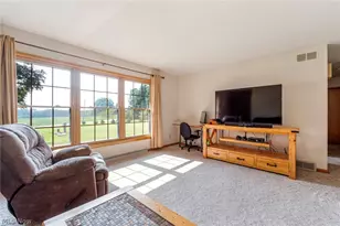 8360 Roller Rd, Salem, OH 44460 - Photo 15