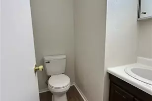 123 Orchard Dr, St Clairsville, OH 43950 - Photo 7