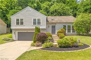 1216 Waldo Way, Twinsburg, OH 44087 - Photo 1