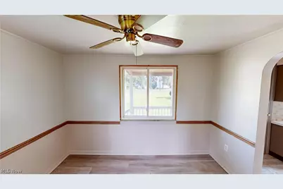 34 W Lewis Street, Struthers, OH 44471 - Photo 9