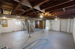 34 W Lewis St, Struthers, OH 44471 - Photo 23