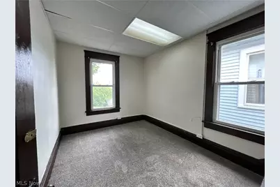 1303 Oregon Avenue, Steubenville, OH 43952 - Photo 9