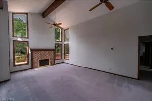 29451 Sayle Dr, Willoughby Hills, OH 44092 - Photo 7
