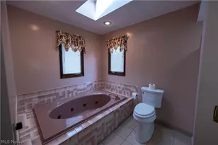 29451 Sayle Dr, Willoughby Hills, OH 44092 - Photo 15