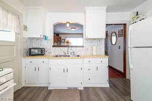 10709 St Mark Ave, Loveland, OH 44111 - Photo 9
