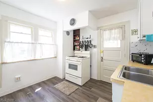 10709 St Mark Ave, Loveland, OH 44111 - Photo 11