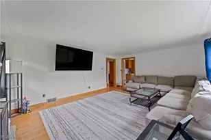 2451 E Western Reserve Rd, Poland, OH 44514 - Photo 11
