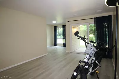 6270 Greenwood #302, Sagamore Hills, OH 44067 - Photo 7