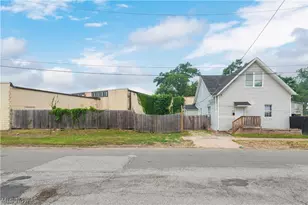3208 E 66th St, Loveland, OH 44127 - Photo 5