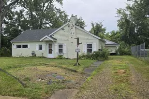 375 Bon Air Ave, Elyria, OH 44035 - Photo 9