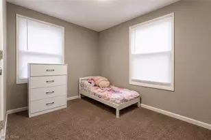 985 Bloomfield Ave, Akron, OH 44302 - Photo 11