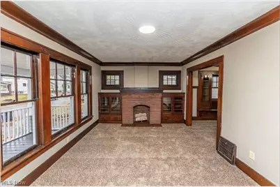 985 Bloomfield Avenue, Akron, OH 44302 - Photo 3