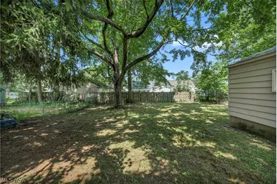 377 Morrison Avenue, Cuyahoga Falls, OH 44221 - Photo 33