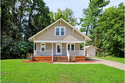 1418 Hocking Road, Belpre, OH 45714 - Photo 1