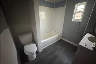 145 Maple St, Newport, OH 45768 - Photo 9