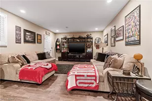 1805 E Western Reserve Rd, Youngstown, OH 44514 - Photo 29