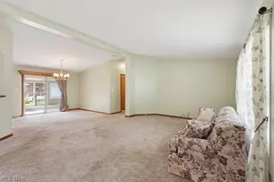 3295 Waterside Dr, Akron, OH 44319 - Photo 13
