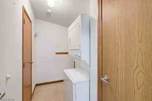 3295 Waterside Dr, Akron, OH 44319 - Photo 21