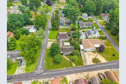 3295 Waterside Drive, Akron, OH 44319 - Photo 9