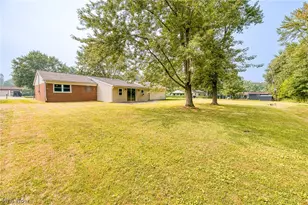 107 Hyder Dr, Madison, OH 44057 - Photo 17