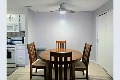 4615 Oak Hill Boulevard #208, Lorain, OH 44053 - Photo 5