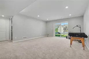 7370 Hillshire Dr, Concord Twp, OH 44077 - Photo 37