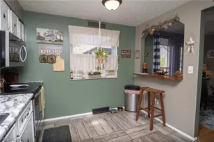 124 Orchard Dr, St Clairsville, OH 43950 - Photo 17