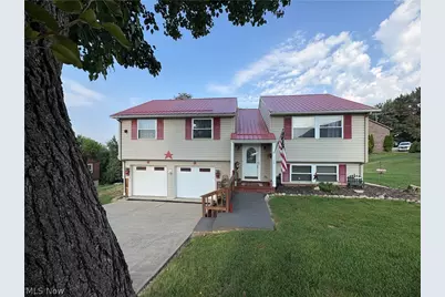 124 Orchard Dr., St Clairsville, OH 43950 - Photo 3
