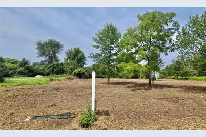 121 Fernwood, Kelleys Island, OH 43438 - Photo 3