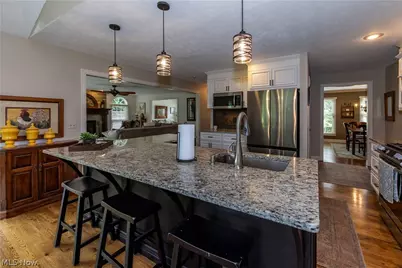 300 Lakeview Circle, Aurora, OH 44202 - Photo 21