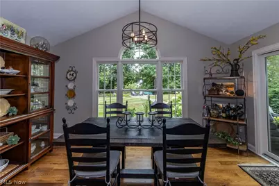 300 Lakeview Circle, Aurora, OH 44202 - Photo 9