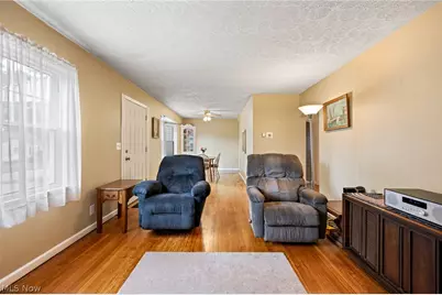 1722 39th Street NW, Canton, OH 44709 - Photo 5