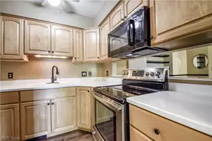 551 Heritage Square, Jefferson, OH 44047 - Photo 15