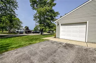 551 Heritage Square, Jefferson, OH 44047 - Photo 5
