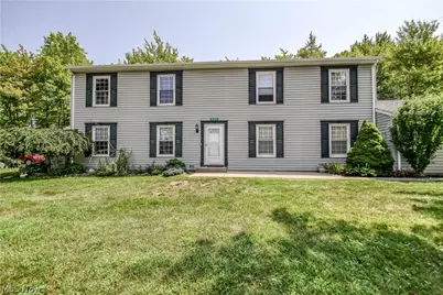 551 Heritage Square, Jefferson, OH 44047 - Photo 1