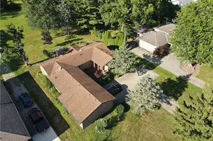 43254 Dellefield Rd, Elyria, OH 44035 - Photo 3