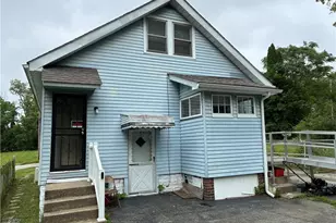 429 W Glenaven Ave, Youngstown, OH 44511 - Photo 15