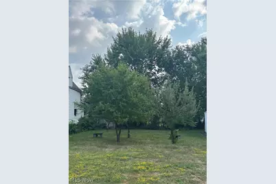 829 Whitcomb Road, Loveland, OH 44110 - Photo 5