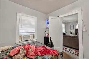 11201 Melba Ave, Loveland, OH 44104 - Photo 15