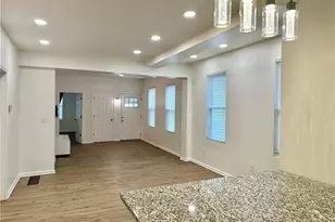 2214 W 32nd St, Loveland, OH 44113 - Photo 9