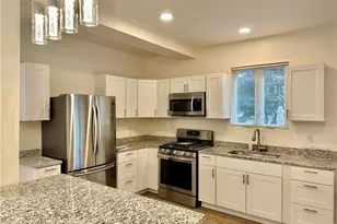 2214 W 32nd St, Loveland, OH 44113 - Photo 5