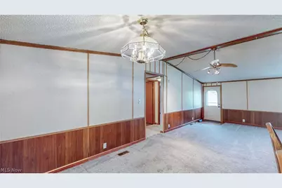 1125 S Johnson Road, Sebring, OH 44672 - Photo 9