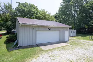 1125 S Johnson Rd, Sebring, OH 44672 - Photo 27